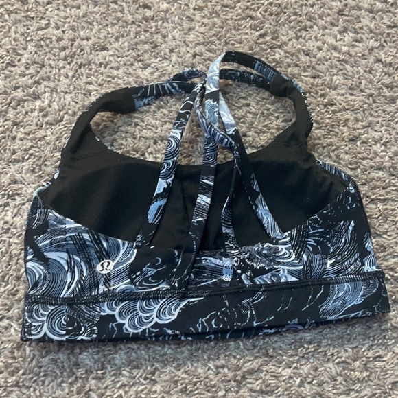 Lululemon Energy Bra size 4 - Picture 3 of 4